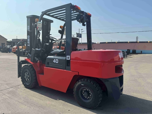 Steel and Rubber Parts 4000 4500 5000kg Triple Mast Auto Transmission Diesel Forklift