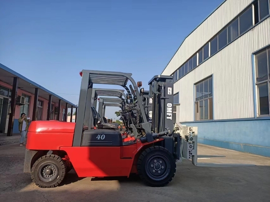 Steel and Rubber Parts 4000 4500 5000kg Triple Mast Auto Transmission Diesel Forklift