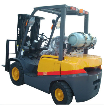 Directly Supply 2.5tons LPG Forklift with Ce ISO SGS Standard and Nissan K21 K25 Engine