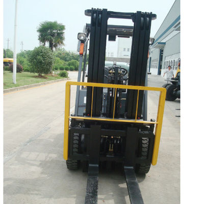 USA Market Approved LPG Forklift with Solid Tires and Japanese Nissan K21 K25 Engine