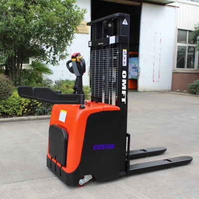 1500kg Stand on Type Electric Stacker with Large Capacity Battery and 560X1150mm Fork