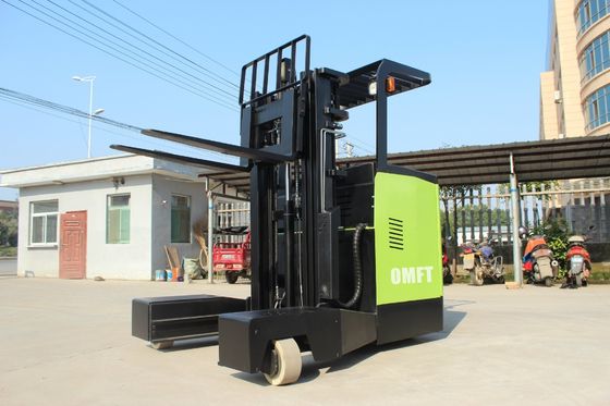 Battery Charger Free Four Direction Drive Electric Reach Forklift 2500kg with Steel PU