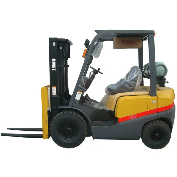 1.5t Steel Rubber Forklift with Japanese Nissan K21 K25 Engine and 3m 4.5m 6m Mast